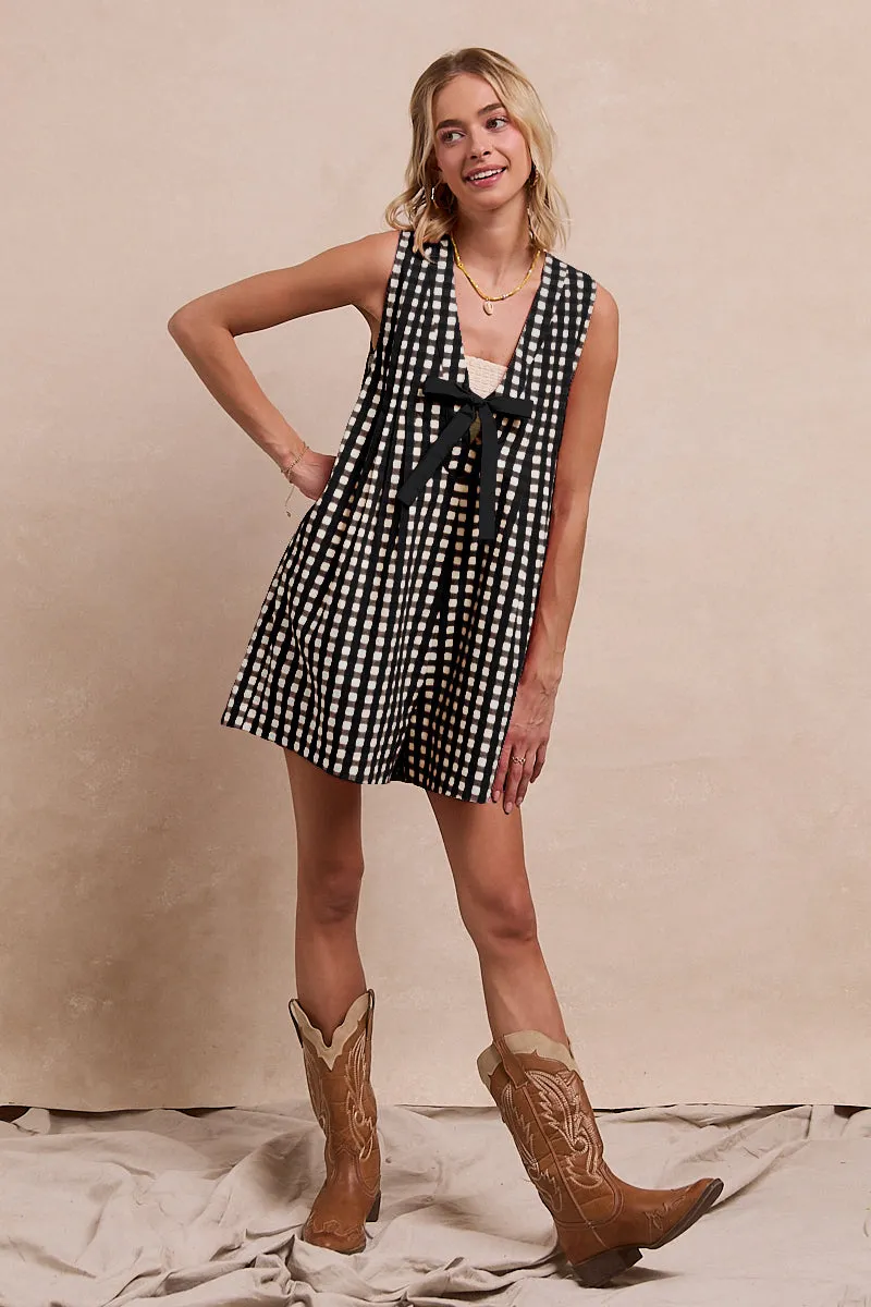 Temperature Regulating Membrane IB1575R-08 | GINGHAM WOVEN ROMPER WITH CONTRAST TIE AND BACK ZIPPER