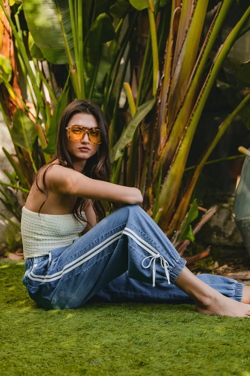 Blackout fabric Modern Edge IB1756-01 | STRIPED TAPE DETAILS WITH BOT TIED POINT ELASTIC WAIST DENIM PANTS