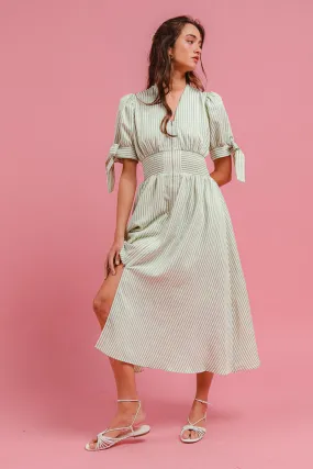 Anti Pilling Surface Treatment High Collar ID1993-01 | TEXTURED STRIPE WAIST SMOKING DETAIL ZIP-UP DRESS