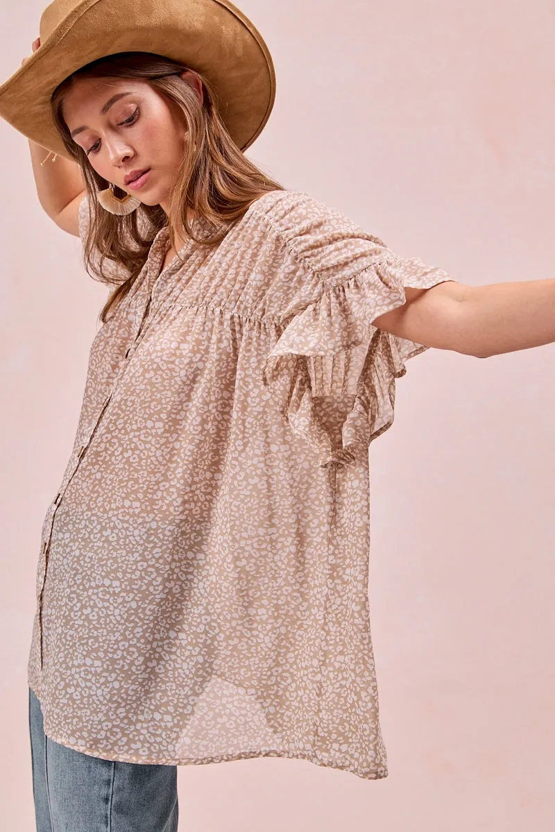 IP6613S-28 | LEOPARD PRINTED WOVEN LOOSE FIT SHRRIED BLOUSE WITH FLUTTER SLEEVE Water Repellent Finish