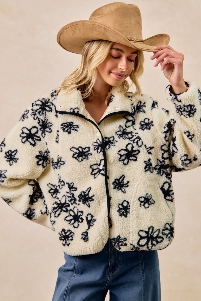 Outdoor Adventure IP8318G-07 | FLORAL PATTERN PIPING DETAIL FLEECE JACKET