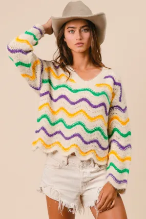 Cropped hem IT3106-01 | MARDI GRAS WAVY STRIPES V-NECK SWEATER