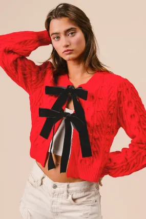 Eco Friendly All Day Comfort IT3146-01 | CABLE KNIT WITH CONTRAST BOW DETAIL TOP
