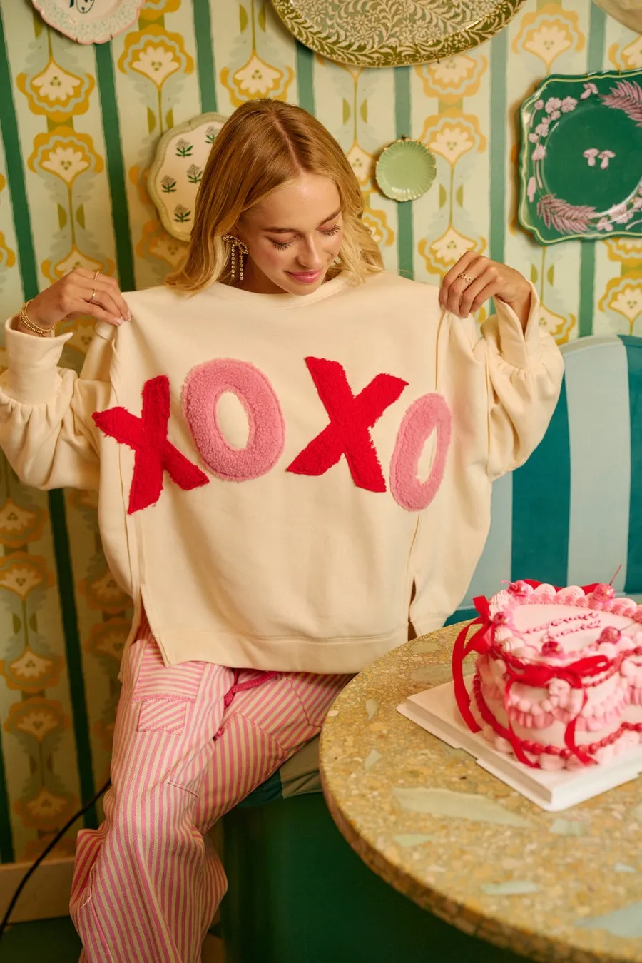 Joyful Look Long Sleeve IT3426S-43 | BRUSHED TERRY XOXO FLEECE PATCHWORK TOP WITH SEAM