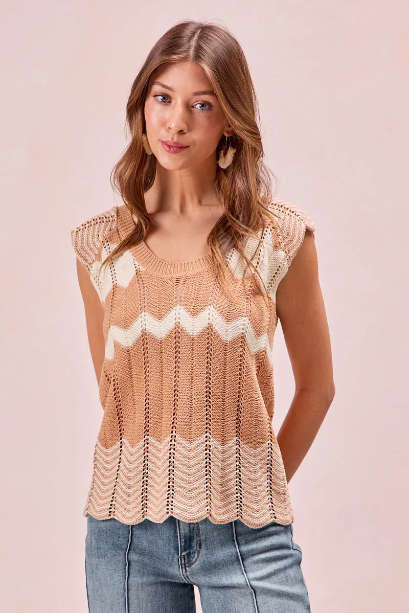 Light Protection Plaid Design IT3869S-01 | TEXTURED KNIT SLEEVELESS TOP