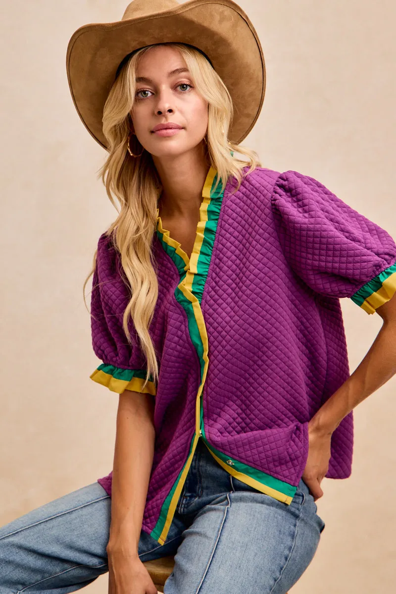 Weekend Chic IT4082G-04 | MARDI GRAS WOVEN CONTRAST RUFFLED PUFF SLEEVES TOP