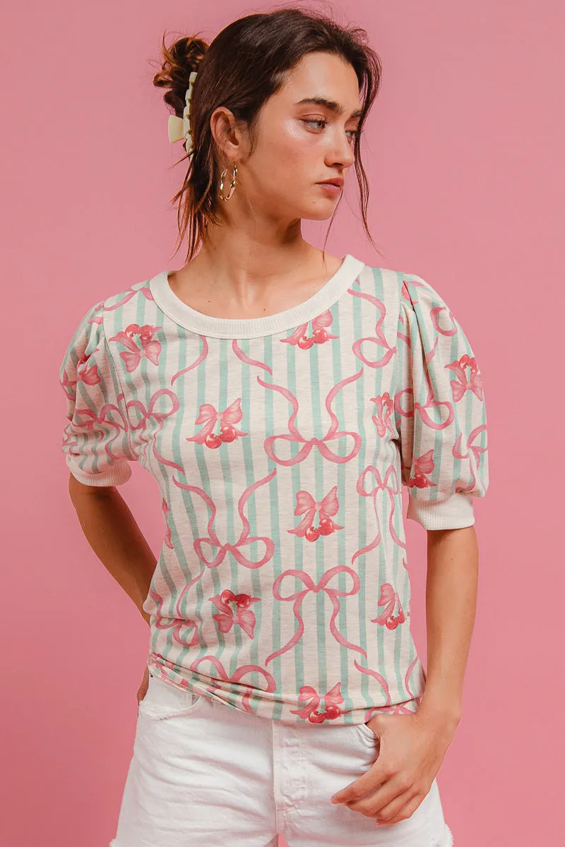 Adjustable drawstring Functional Zip Detail IT4171R-01M | BOW RIBBON PRINTED PUFF SLEEVES TOP