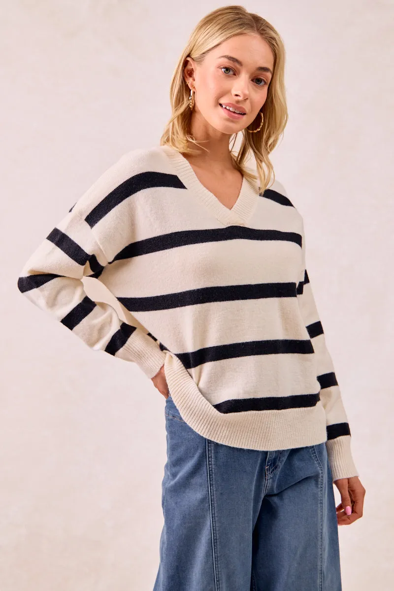 IT4307R-01 | SOLID STRIPED KNIT SWEATER TOP WITH V-NECKLINE Weighted Hem Design Reflective Safety Accents