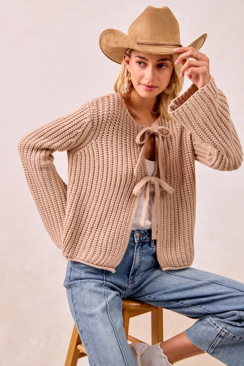 Wind Protection IT4322R-01 | SOLID LOOSE GAUGE KNIT SWEATER TOP WITH BOW TIED
