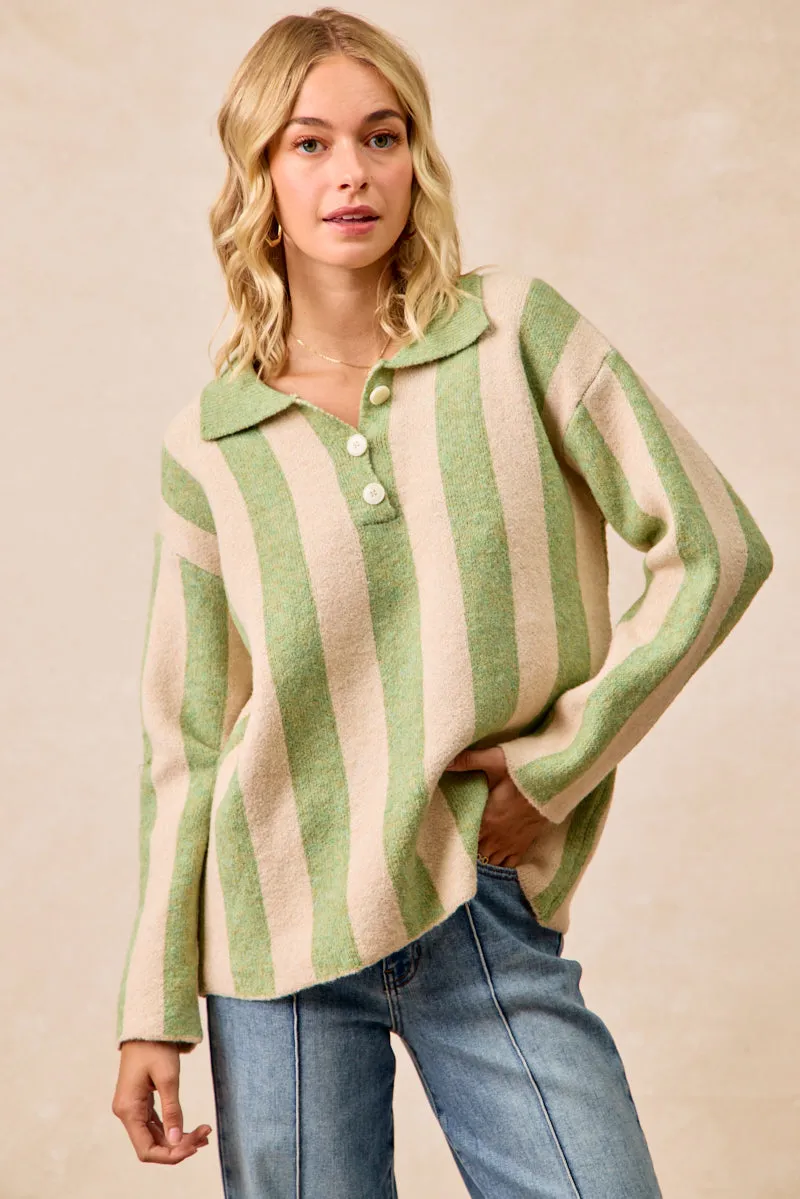 IT4451H-01 | STRIPED SWEATER TOP WITH FRONT BUTTONED Slim Silhouette