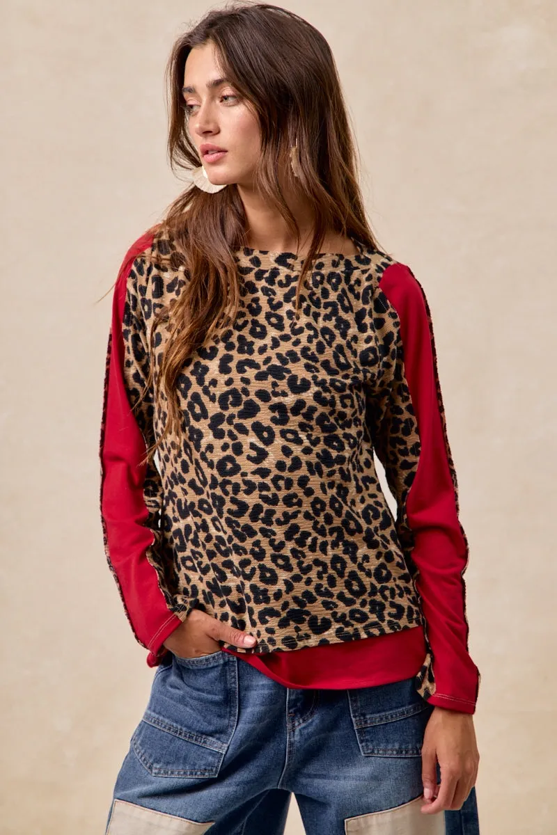 Loose Fit Casual Trend IT4464S-02 | LEOPARD THERMAL KNIT WITH CONTRAST BOAT NECK TOP