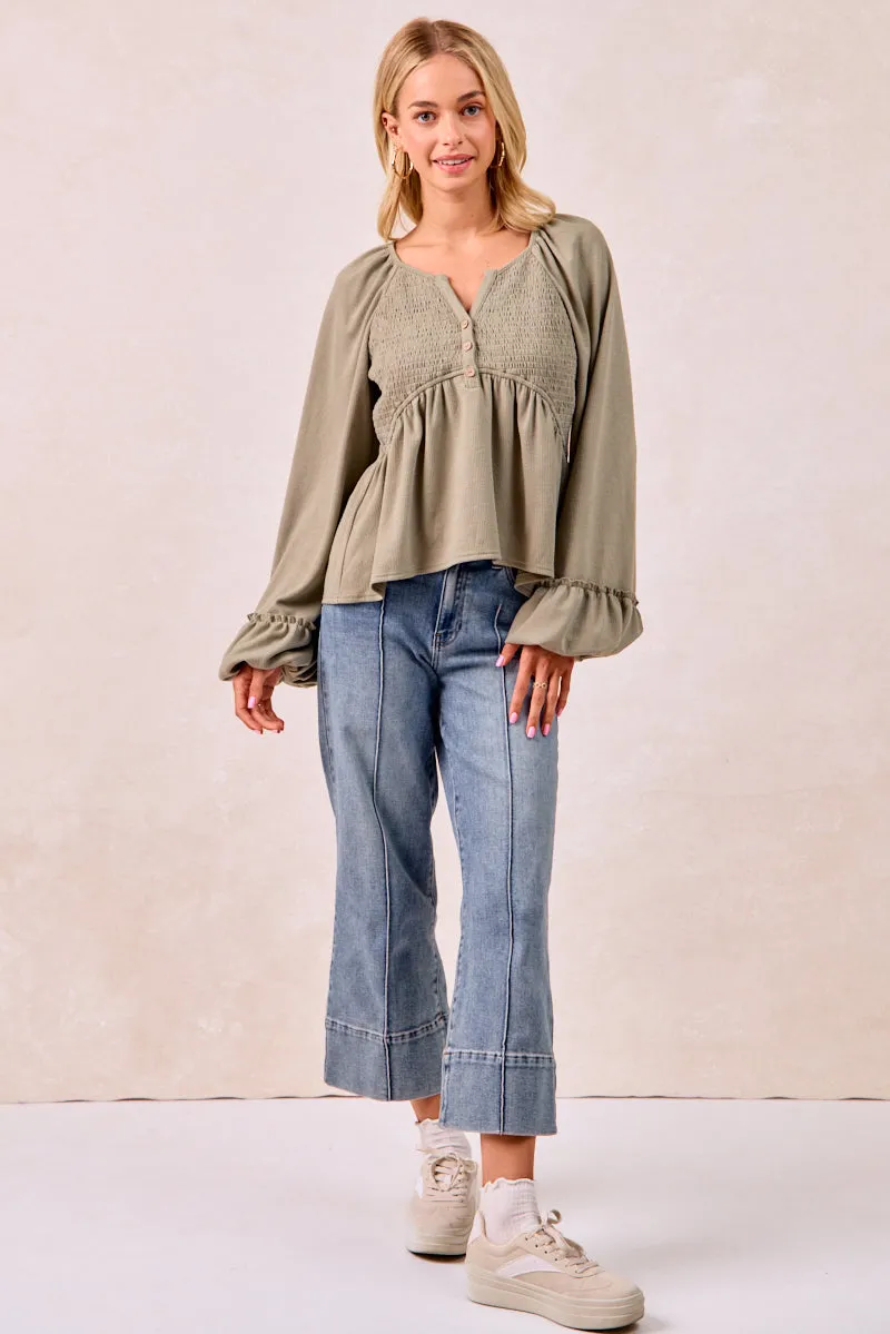 DoubleLayered Neckline IT4501S-01 | EMBOSSED RIB KNIT TOP WITH SMOKING BALLOON SLEEVES