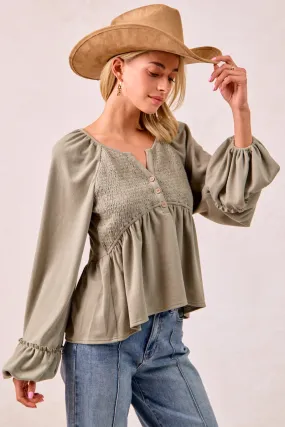 IT4501S-01 | EMBOSSED RIB KNIT TOP WITH SMOKING BALLOON SLEEVES Subtle Fashion Fit