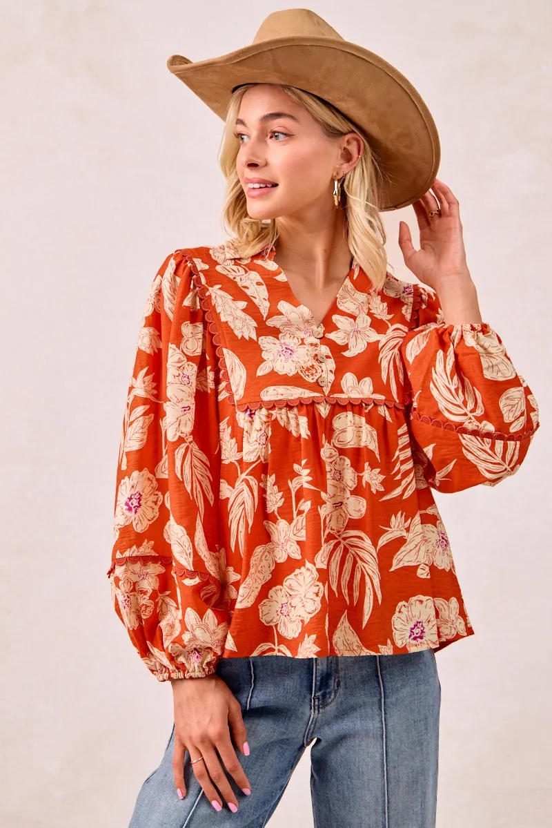 Heat Control Urban Fit IT4532S-02 | FLOWER PRINTED WOVEN TOP WITH SCALLOP TRIM DETAIL BALLOON SLEEVES
