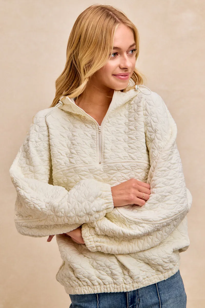 IT4842H-01 | DIAMOND QUILTED HOODIE TOP Flex Fit Shoulder Construction Breathable Tank