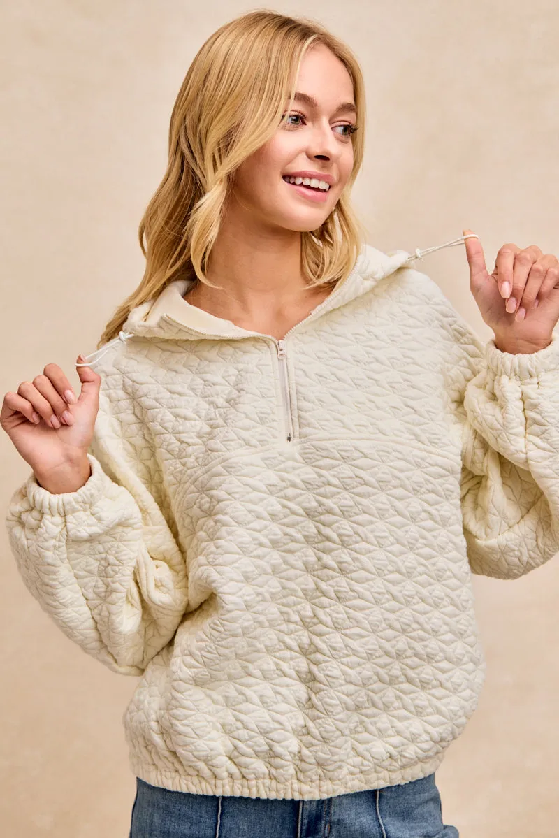 IT4842H-01 | DIAMOND QUILTED HOODIE TOP GussetedCrotch Eco Friendly Fabric