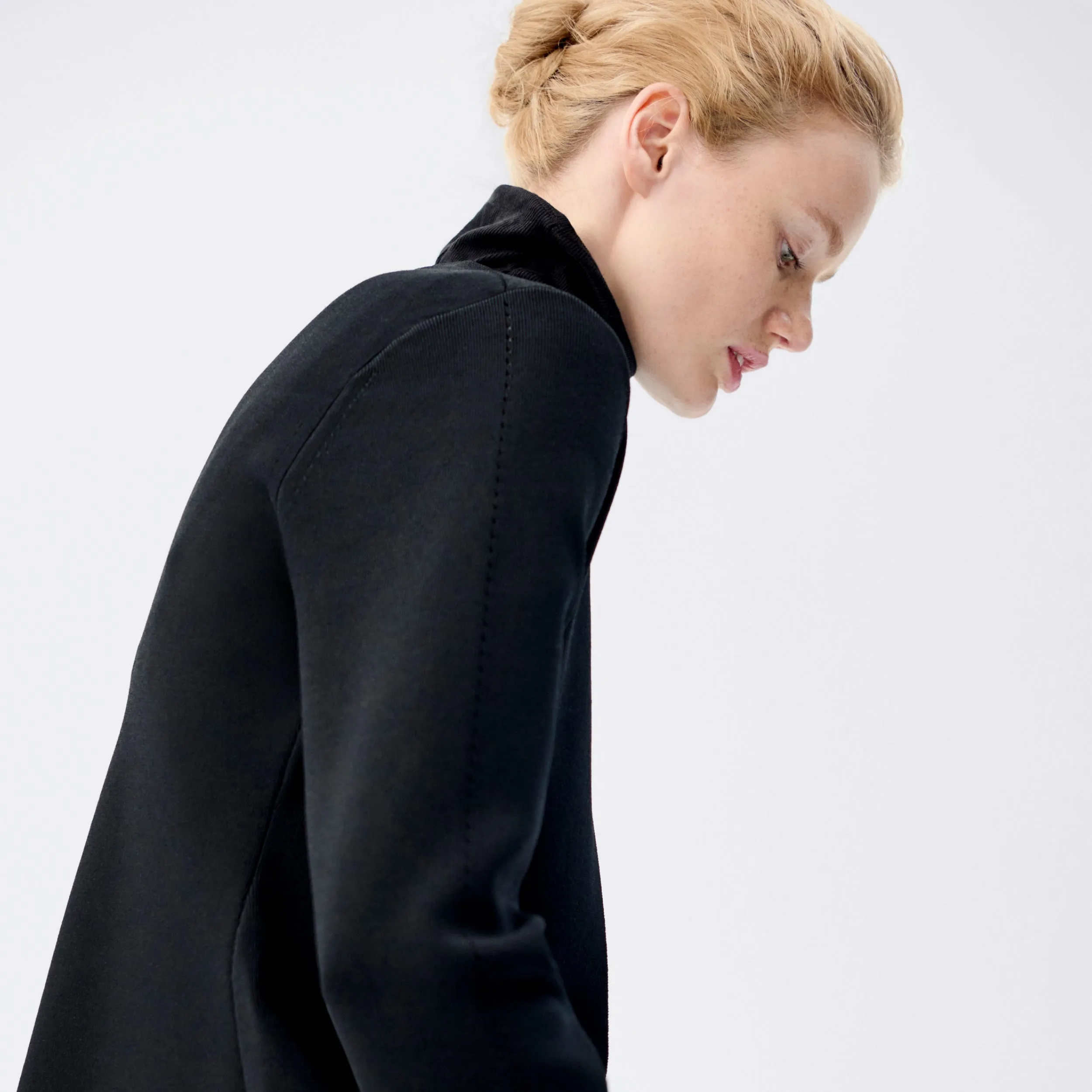 Hydrophobic Threadwork Erasable Surface Coating Jennimai Jardigan :: Black