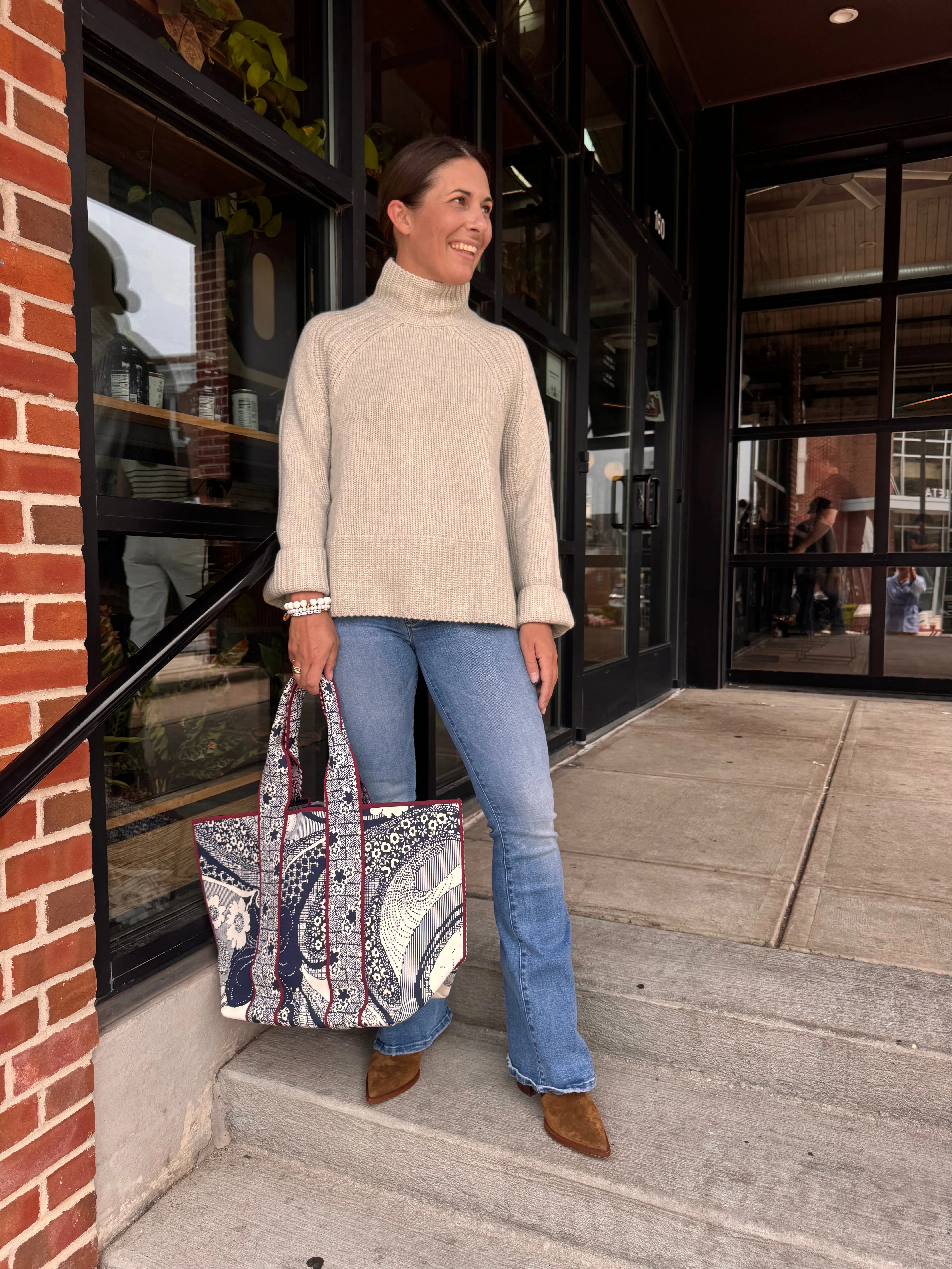 Slim Fit Shirt Quick Dry Feature KUJTEN MADGE SWEATER