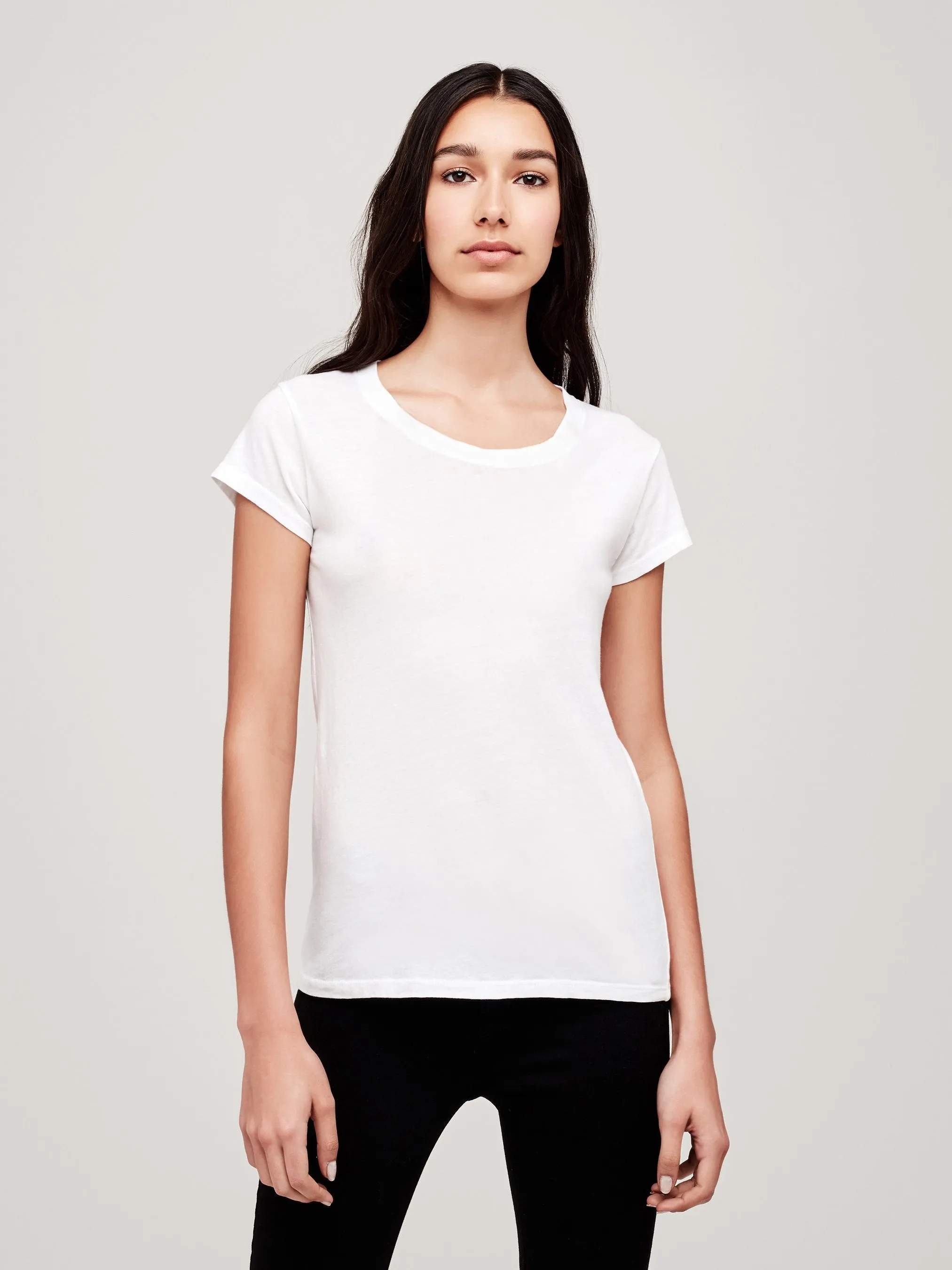 BreathableMeshInsert L'AGENCE CORY SCOOP NECK TEE