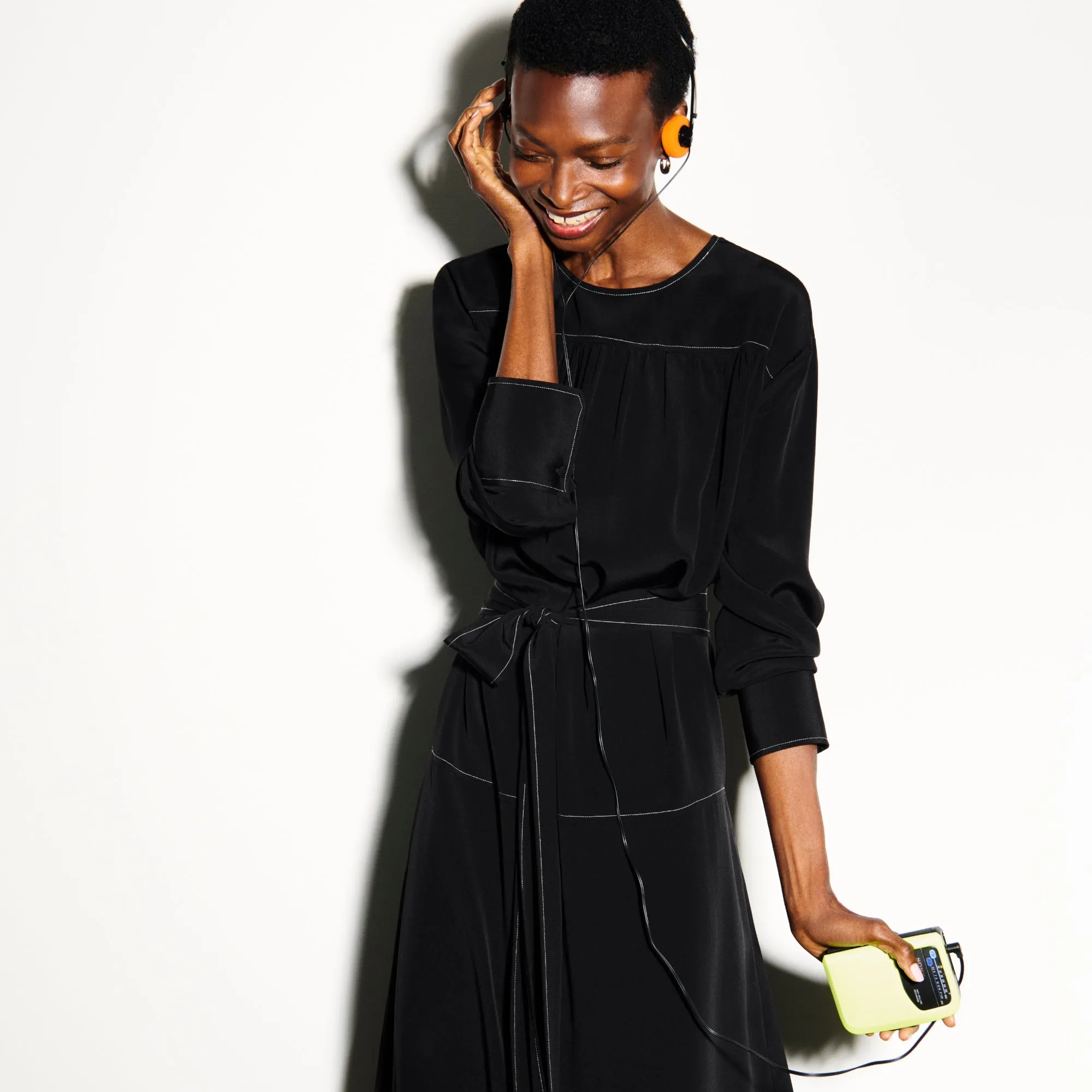 Flex Fit Shoulder Construction AntiFade Treatment Edie Dress - Washable Silk Top Stitch :: Black