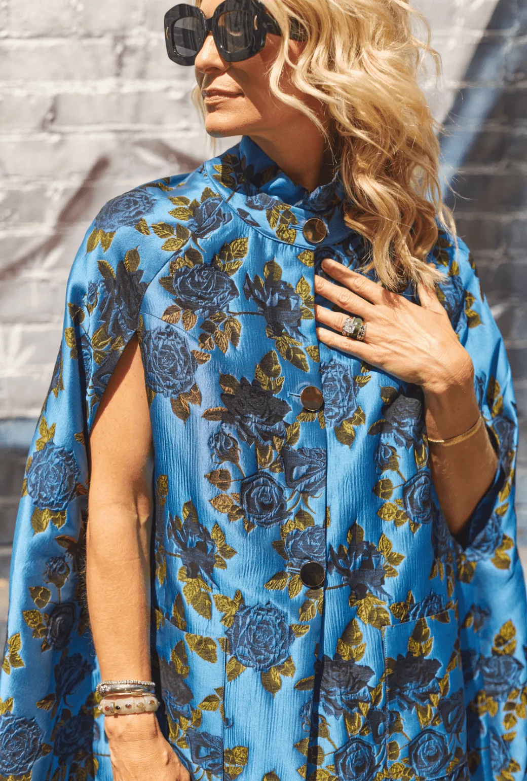 Le Cape - Blue Rose Jacquard Modular Layering System