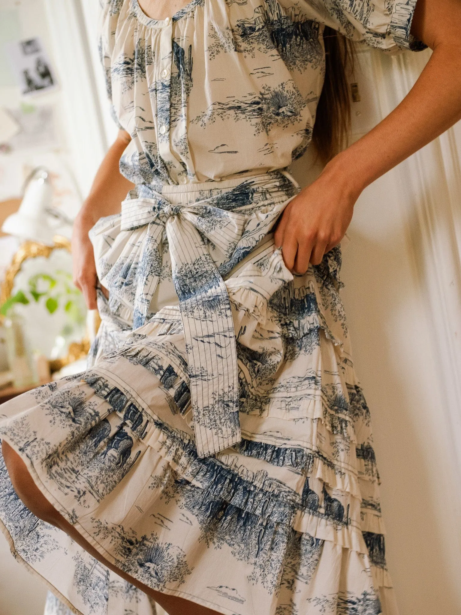 Kasia Skirt in Western Toile Simple Layer Secure Closure