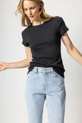 ReflectiveTrimDetails Brushed Microfiber Surface LILLA P SHORT SLEEVE CREW