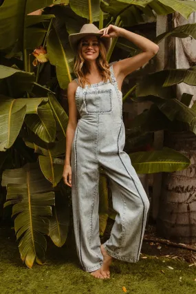 IB1571S-01 | WASHED DENIM FRAYED EDGE DETAIL JUMPSUIT SeamlessConstruction Non Restrictive Cut