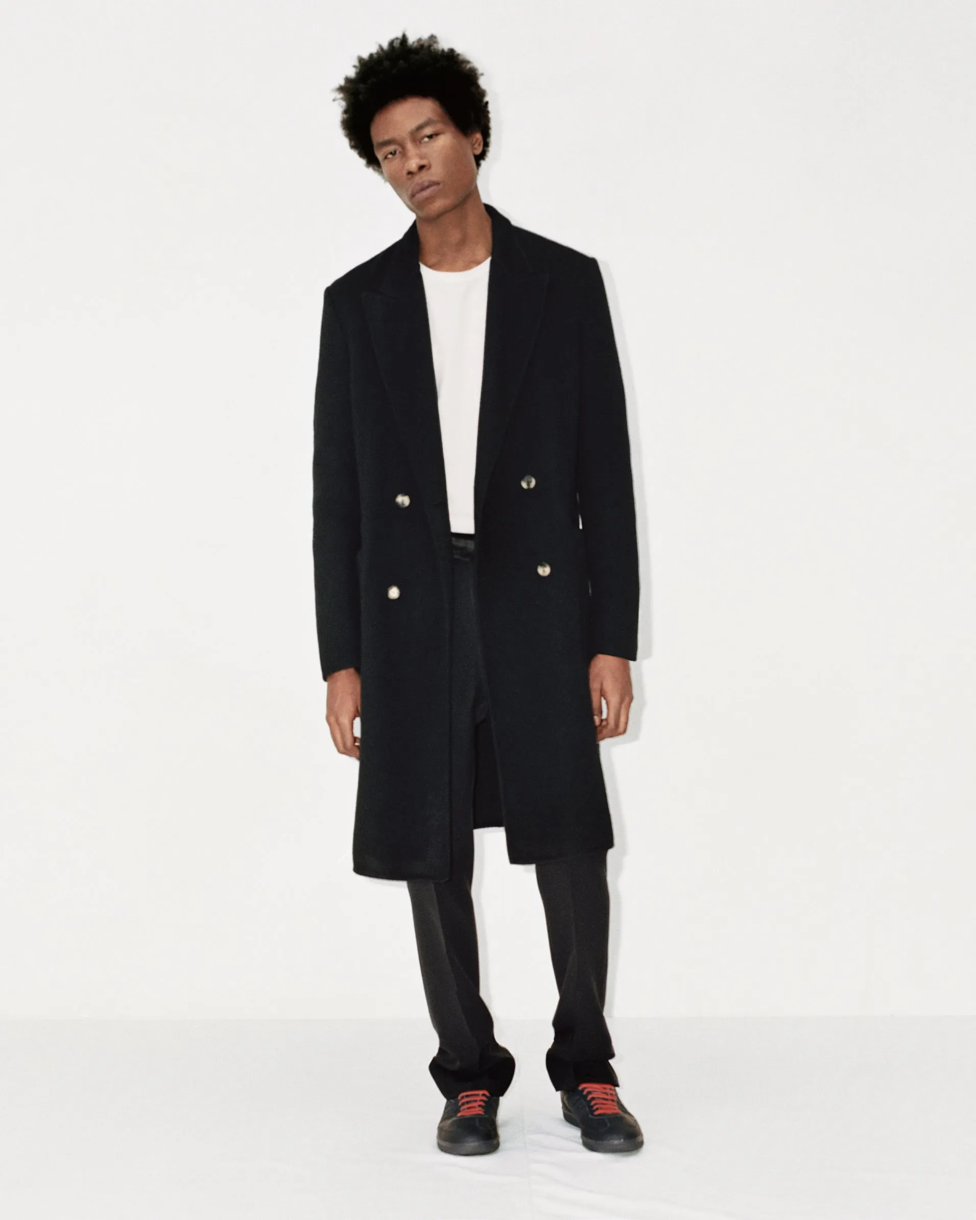 All Occasion MultiAngleVentilation Mcaffrey Coat in Black Double-Face Recycled Cashmere
