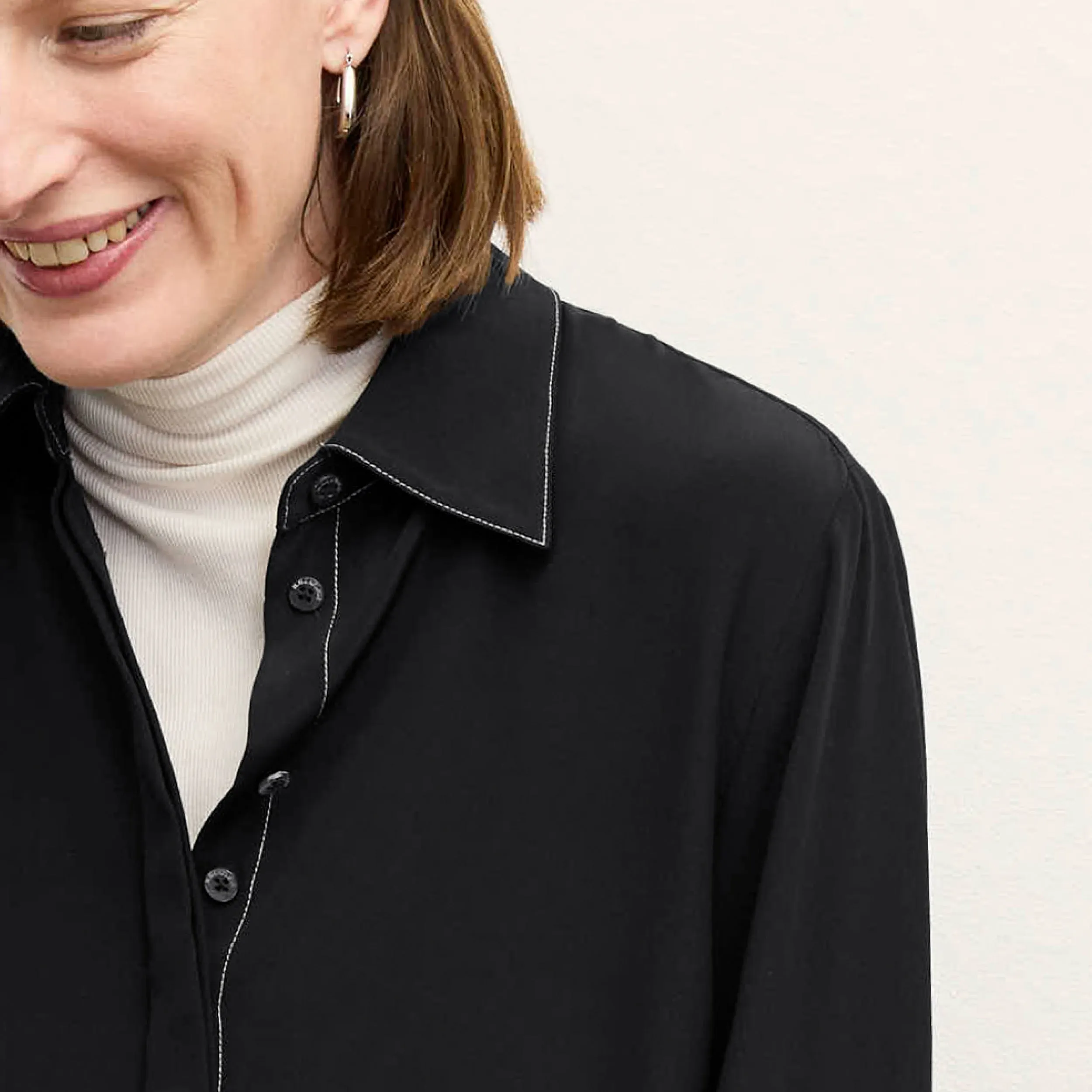 FlatlockSeams Quick Access Pockets Mira Anywhere Shirt - Washable Silk Top Stitch :: Black AntiSnag Fabric