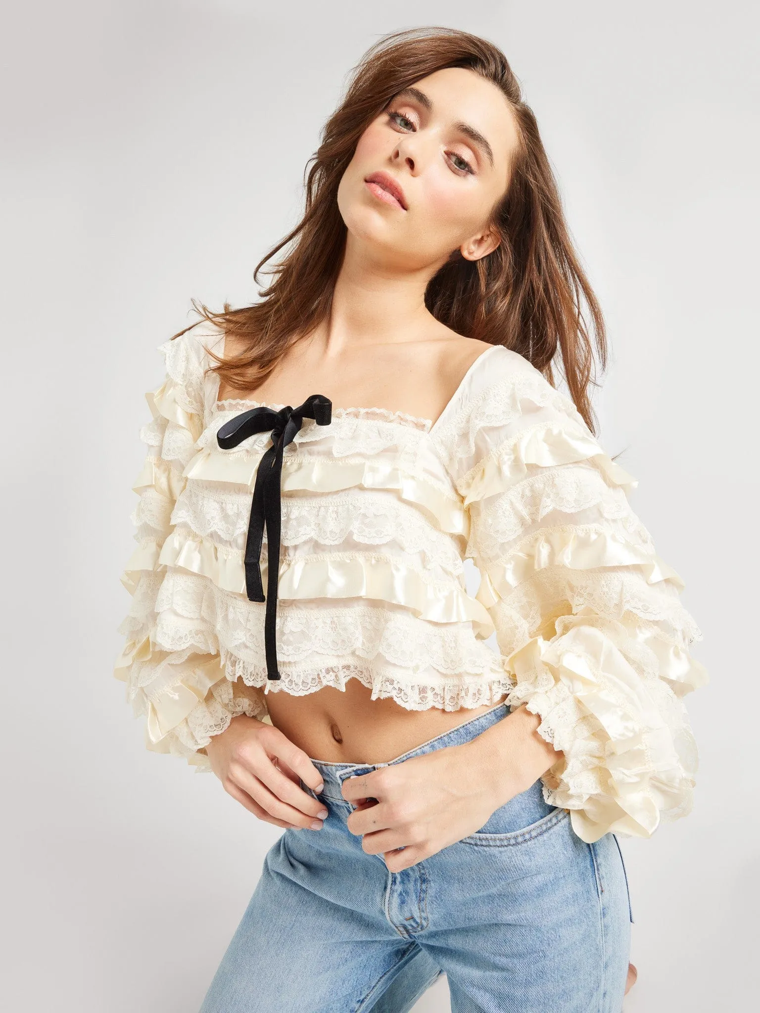 LayeredCollar Nelle Top in Vintage Lace