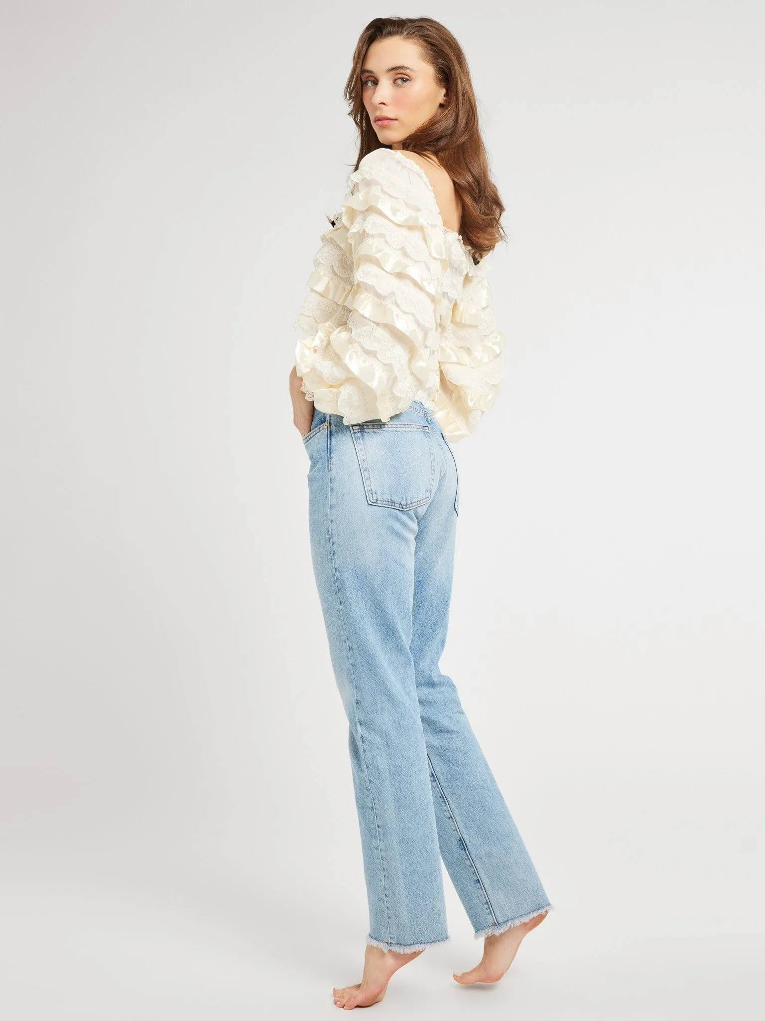 Nelle Top in Vintage Lace Weighted Hem Trim