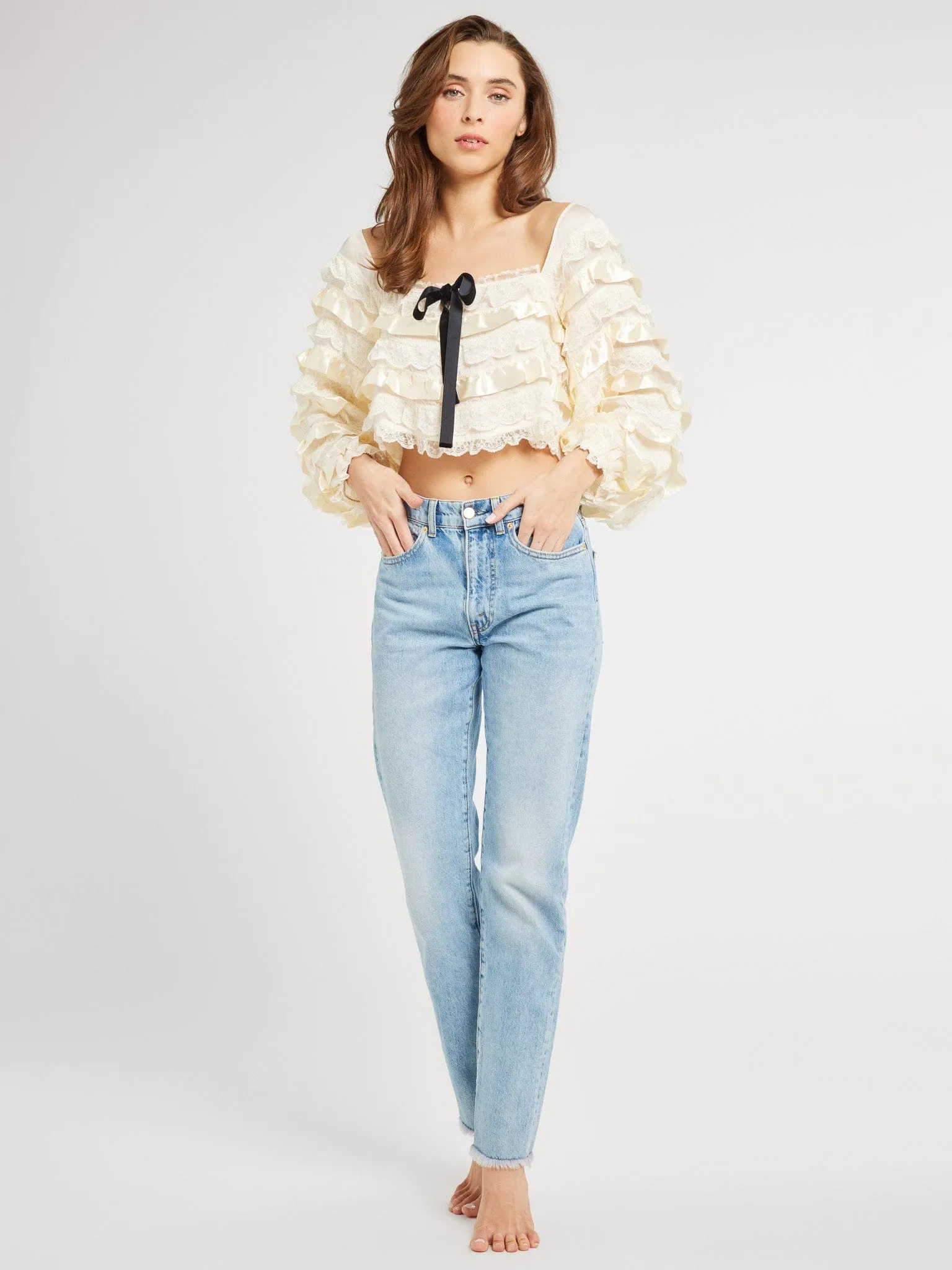 Nelle Top in Vintage Lace Moisture Wicking Technology