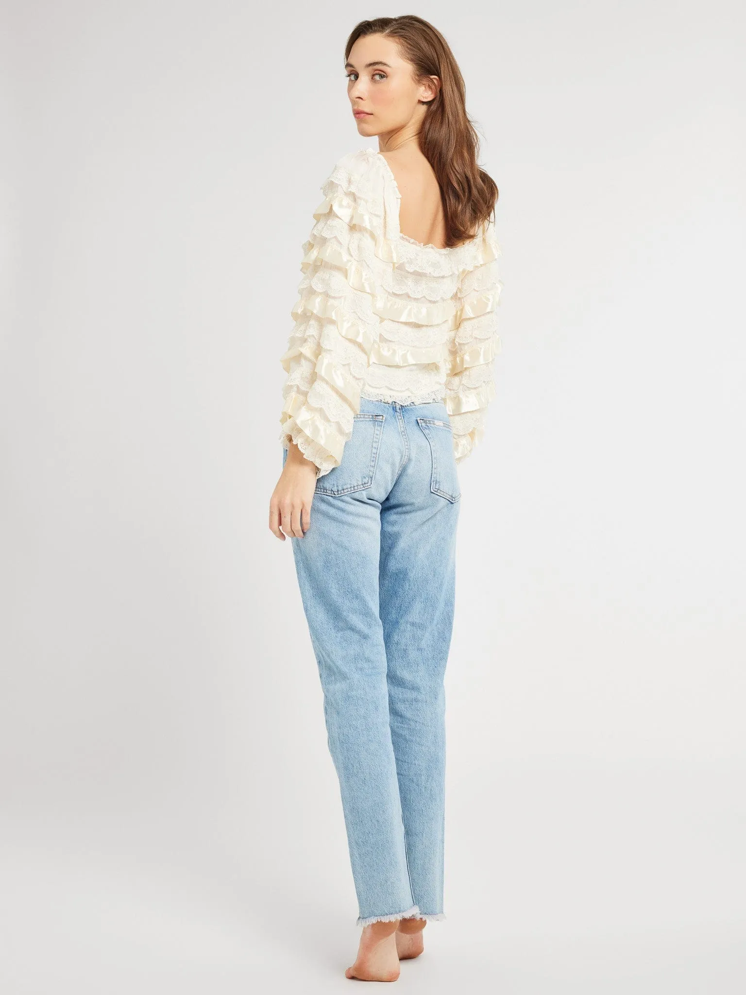 Nelle Top in Vintage Lace MoistureWicking Technology