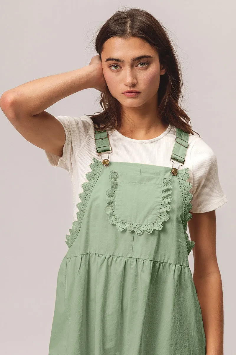 IB1333G-01 | BACK PATCH POCKET LACE SHORTALLS RecycledMaterial Cotton comfort