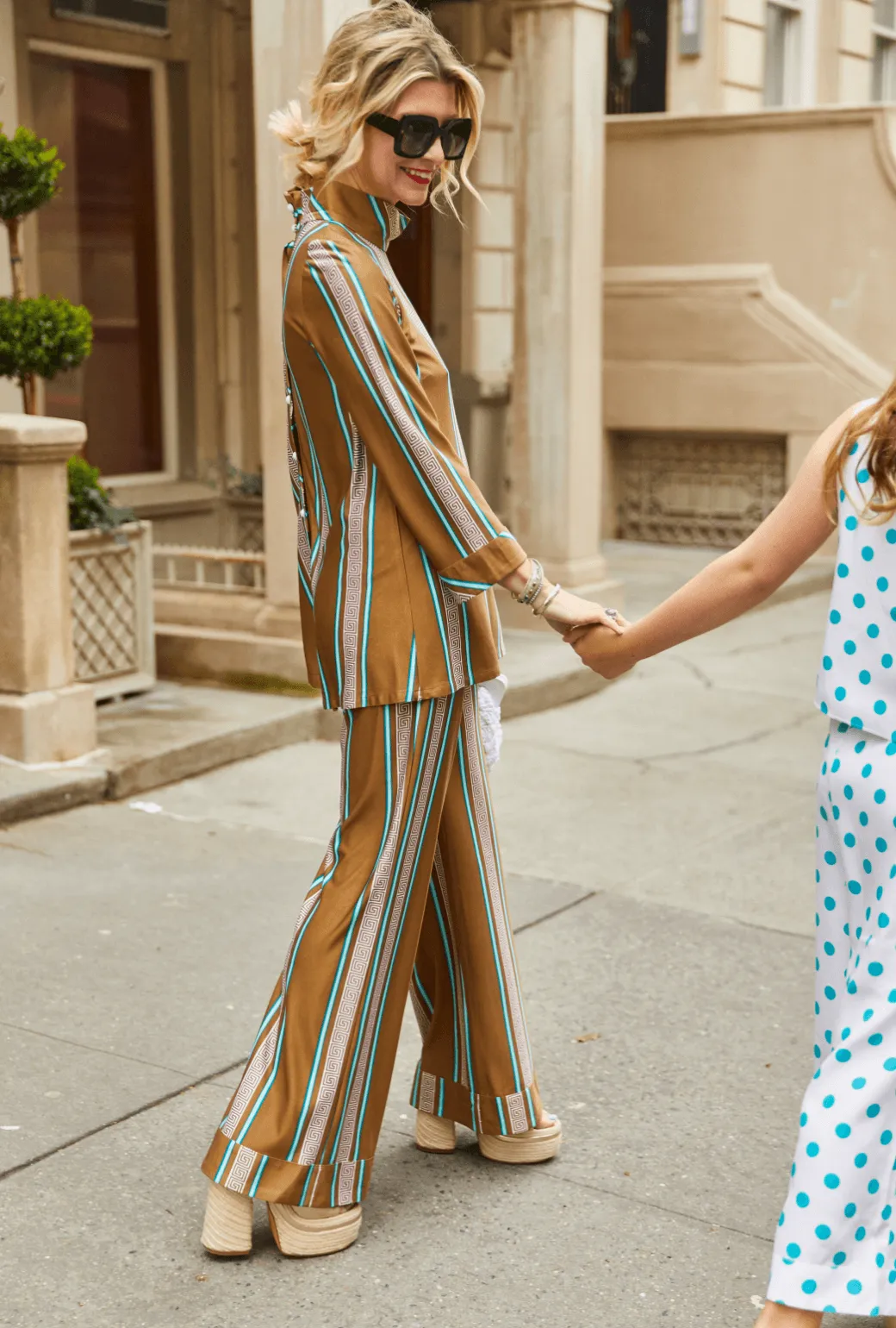 TemperatureRegulation QuickReleaseClosures SAMPLE - Elastic Waist Trousers - Greek Key