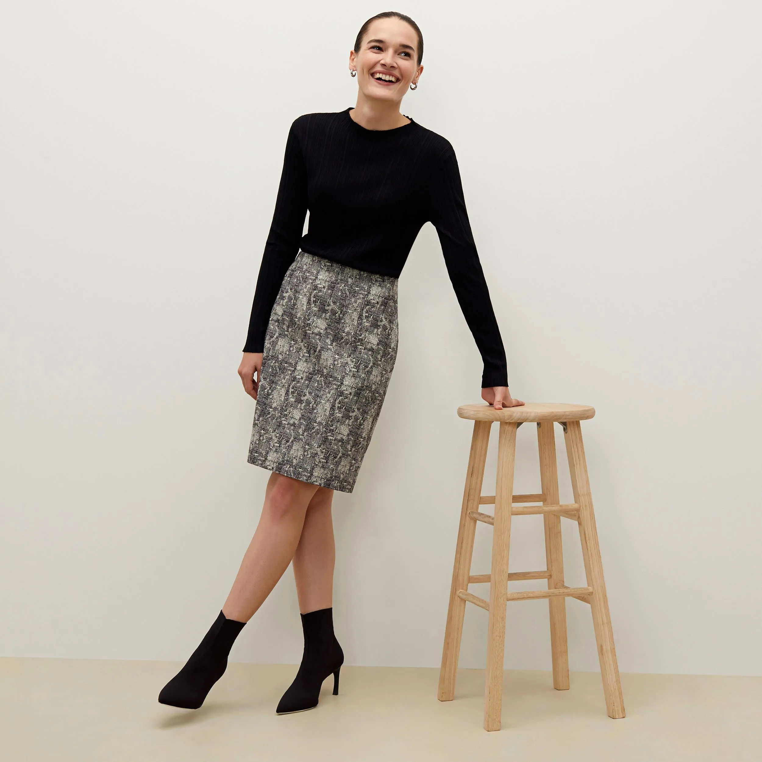 Noho Skirt - Crackle :: Crackle Ventilated Panel Design
