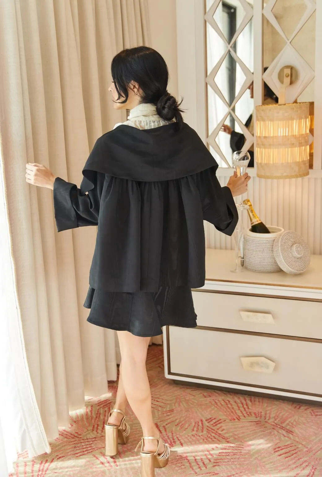 Cropped Grace Coat - Noir Moir?? Practical Cold Piece Odor Resistant