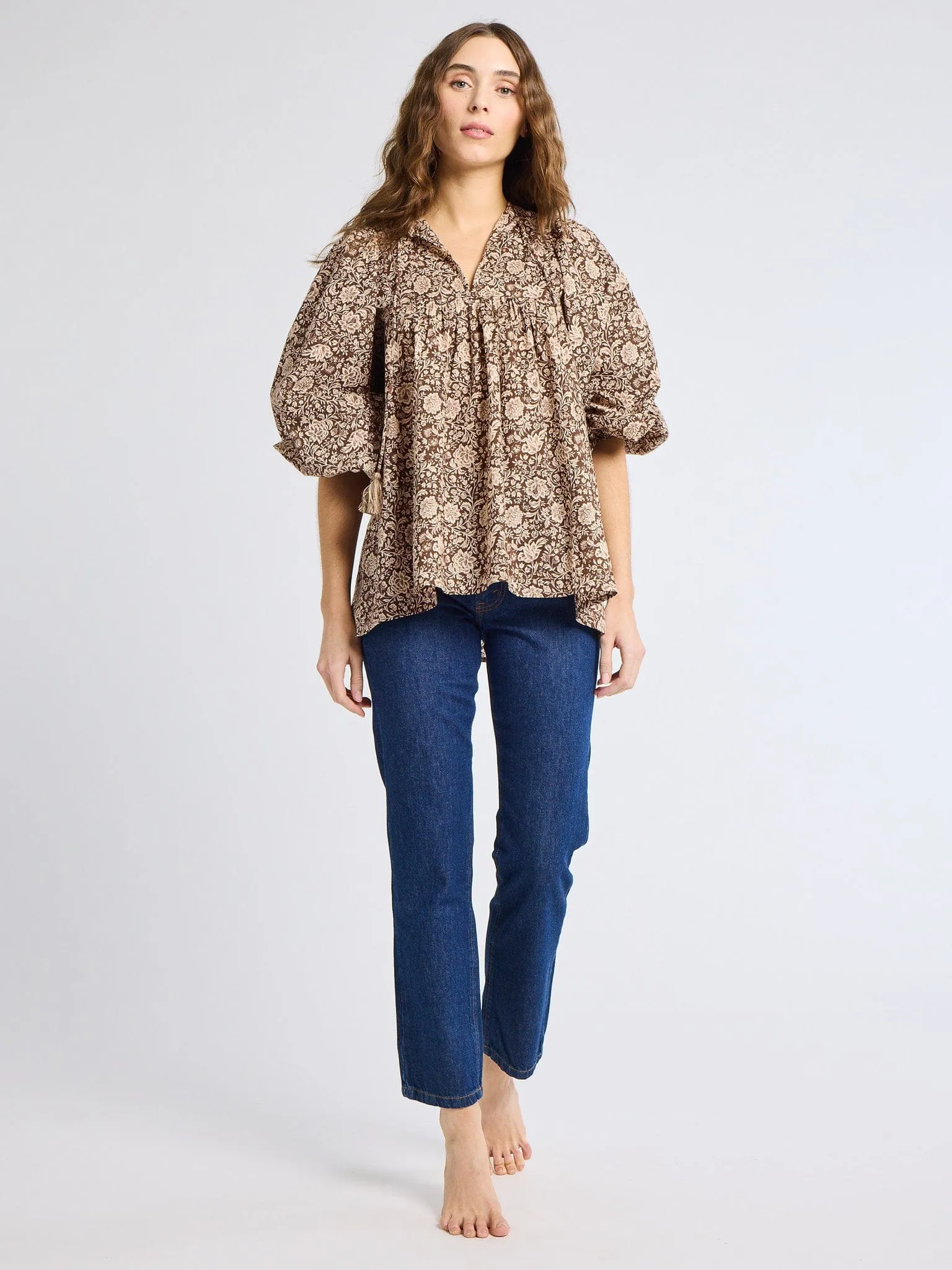 Charlie Top in Cocoa Floral Low Profile Waistband Integration Loose cut