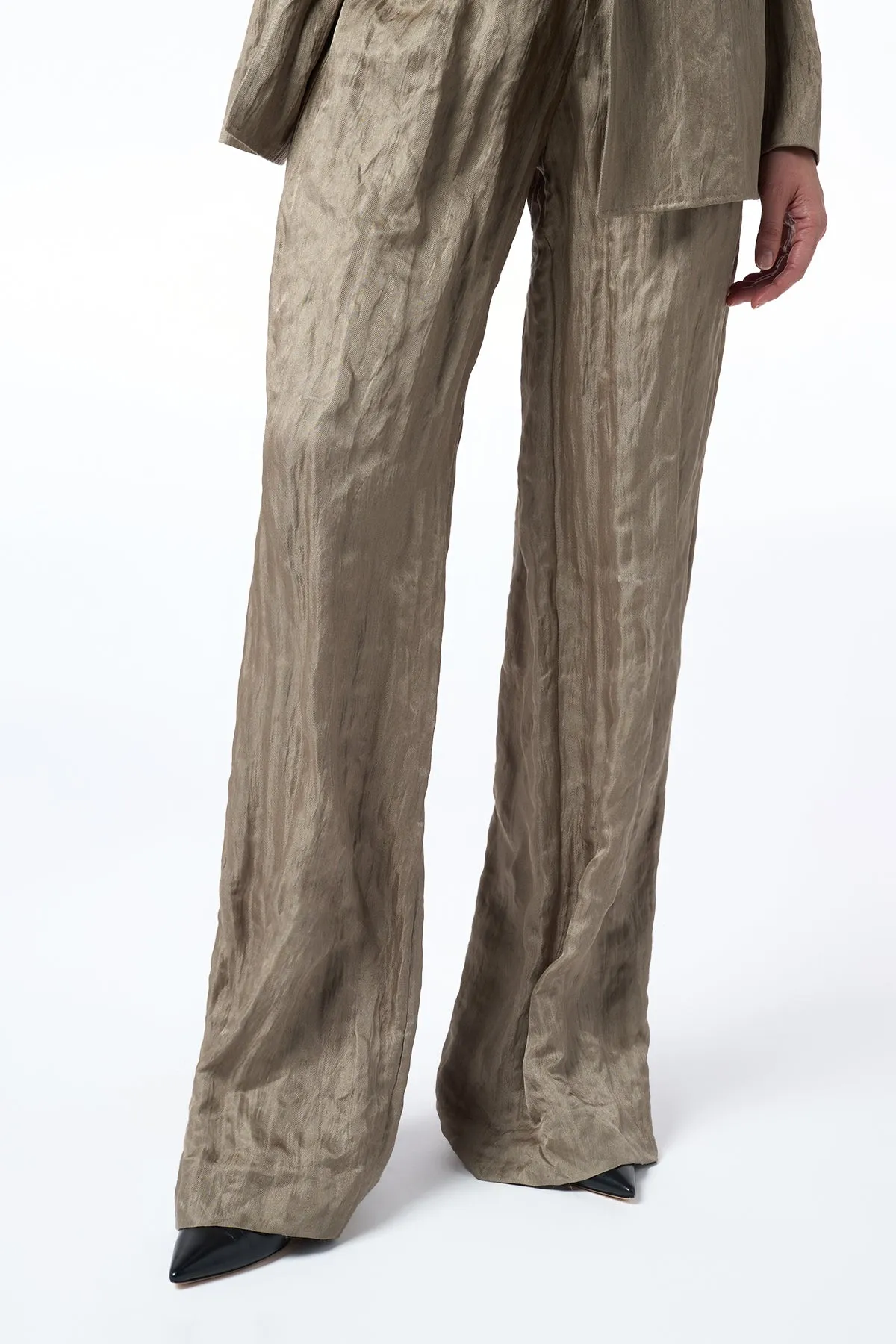 Comfortable Style Norman Wide-Leg Pant in Gunmetal Metallic Crinkled Silk