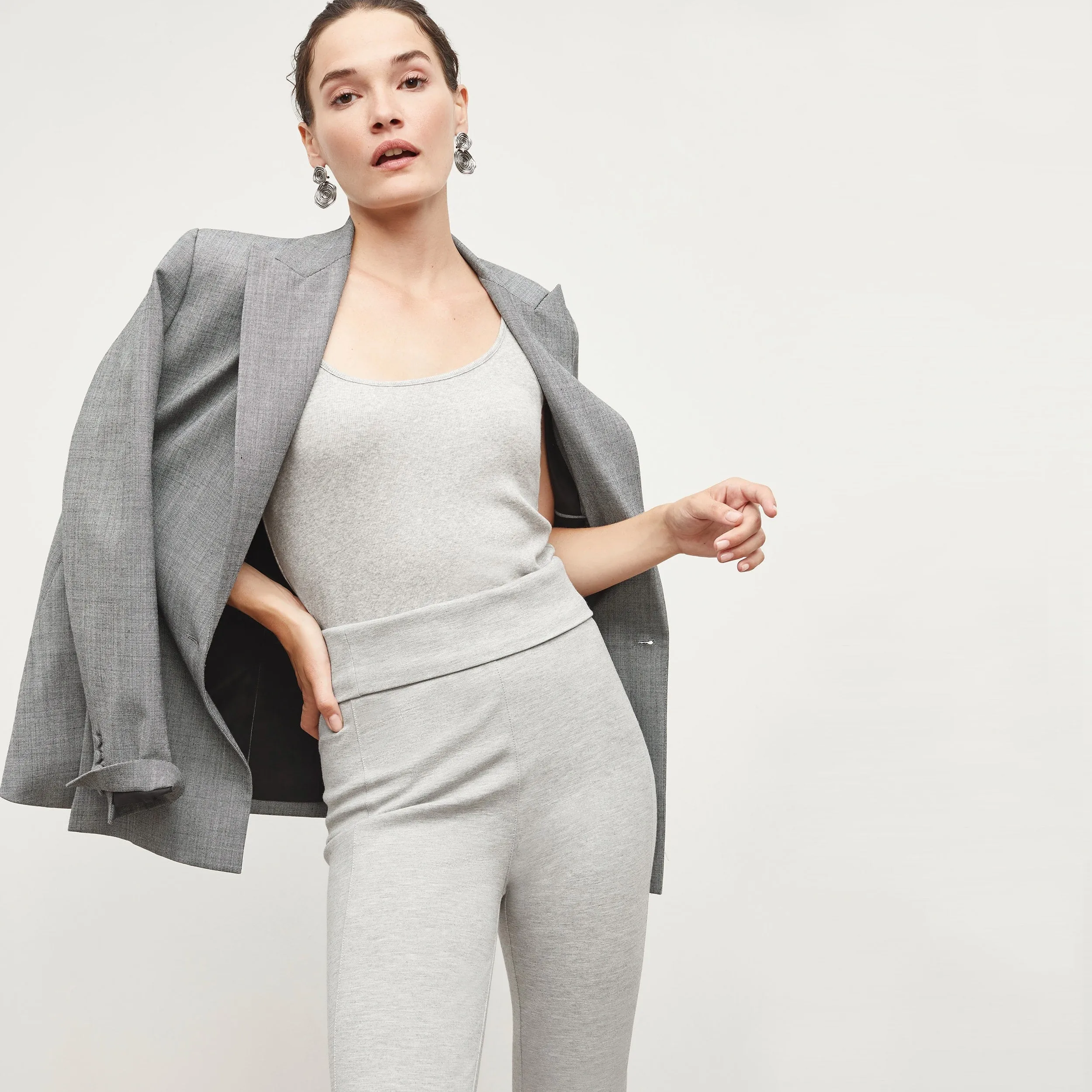 Odor Eliminating Silver Ion Stella Legging - Washable Ponte :: Gray Melange Reinforced Neckline Detail