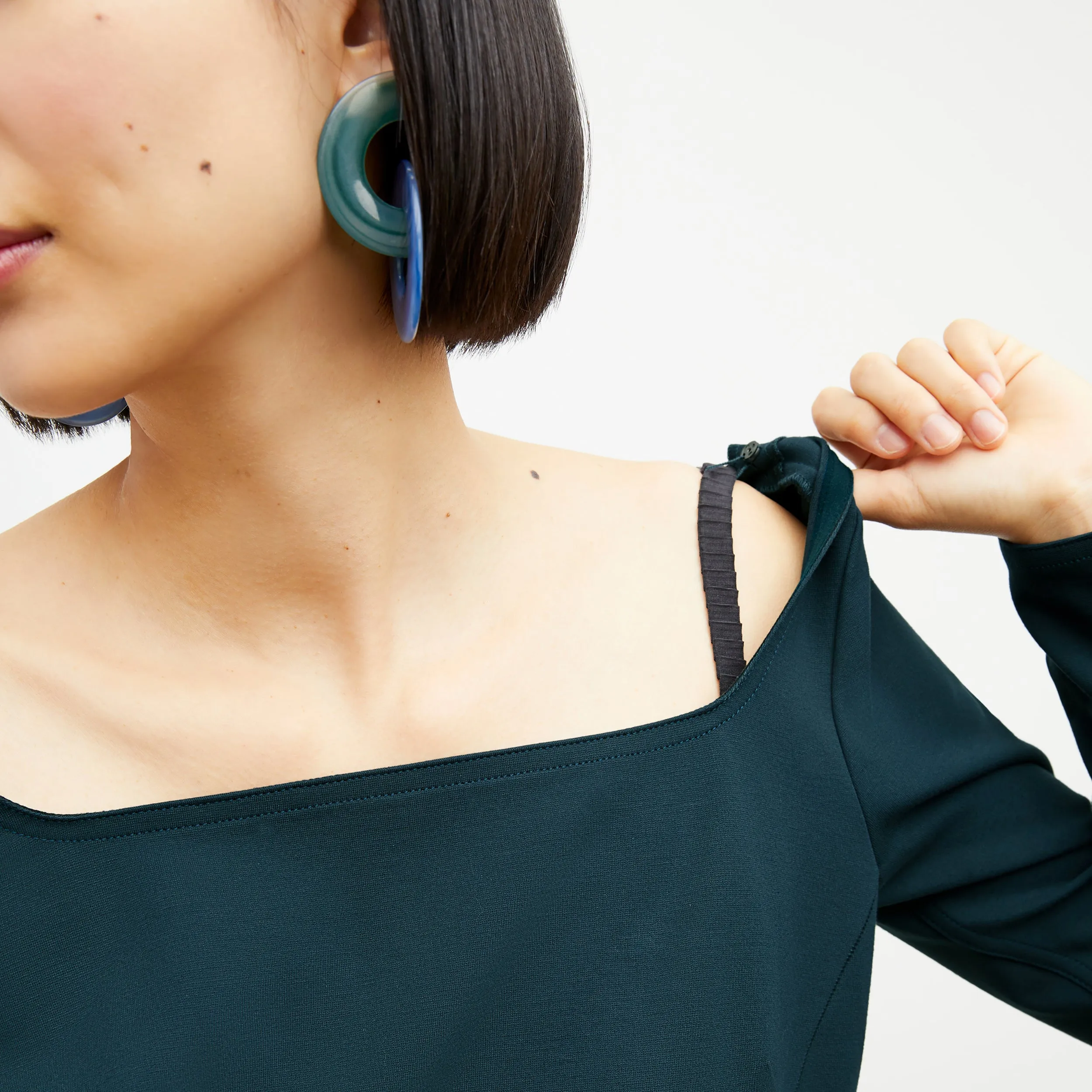 Durable Hem Stitching Neutral Tone Palette Jace Top - Washable Ponte :: Deep Sea