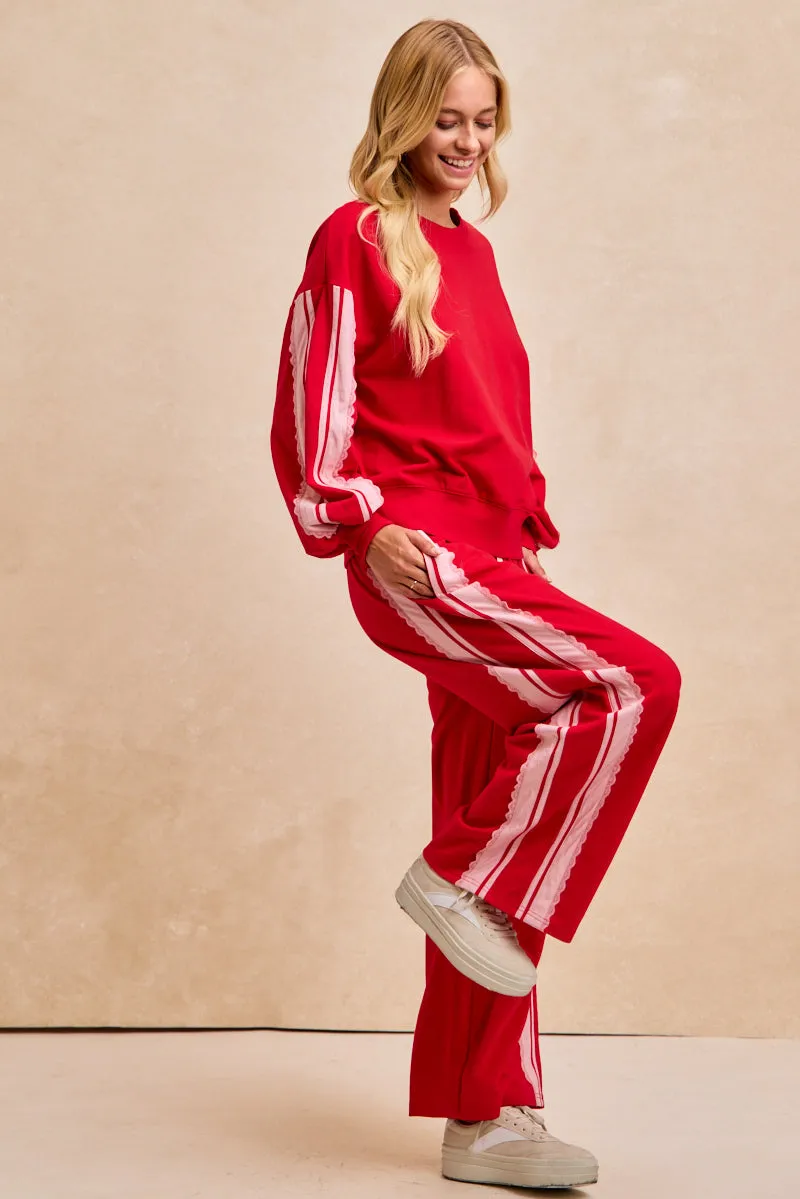 Urban Fit Relaxed Comfort IT4777S-05 | FRENCH TERRY SIDE CONTRAST LACE TRIM TOP