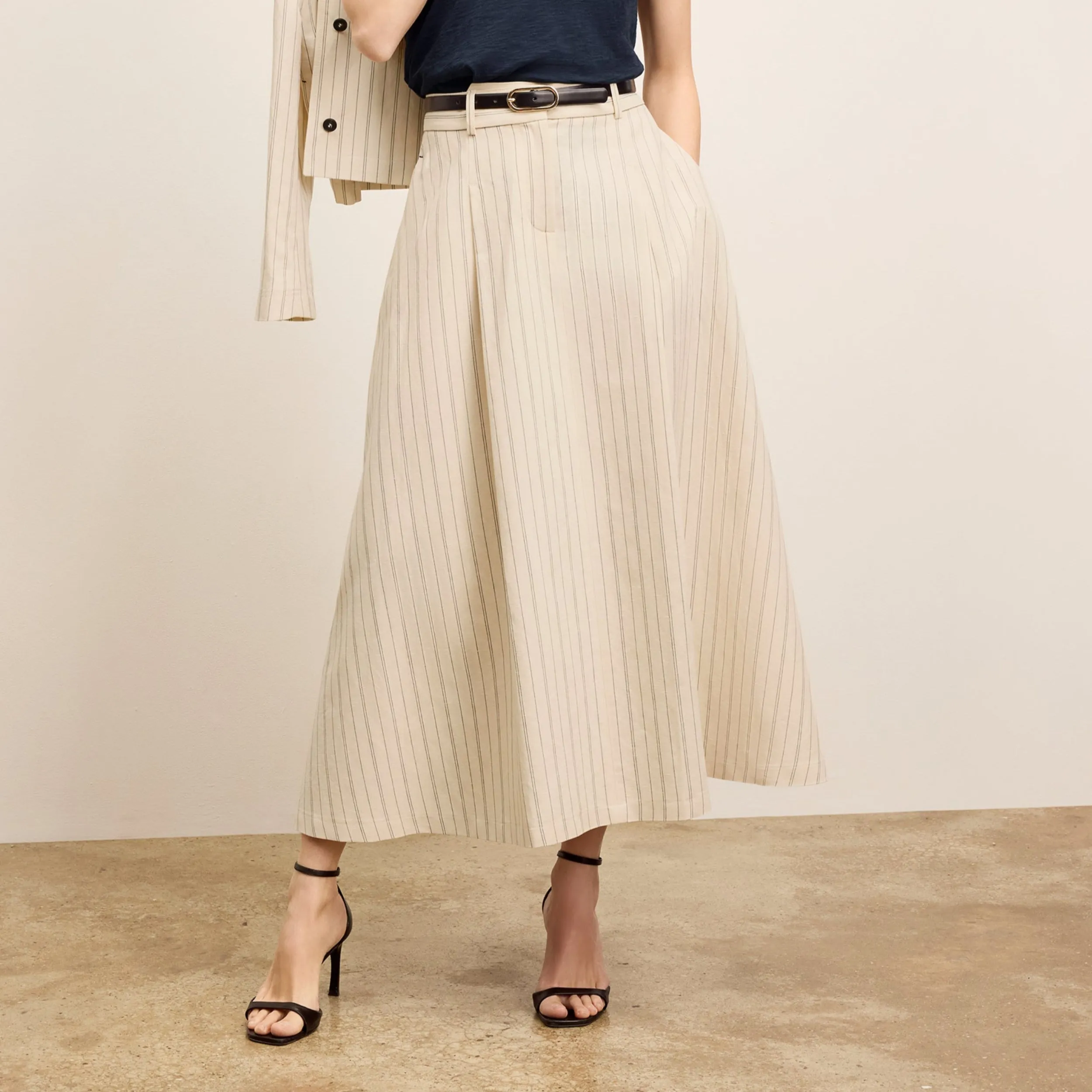 Olia Breeze Skirt - Breeze Stripe :: Ecru/Navy LightweightConstruction UltraSoft Lining