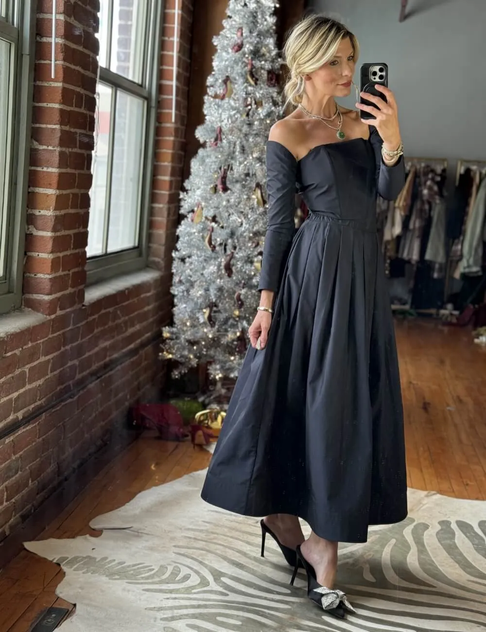 SAMPLE -The Gen Skirt - Midnight Sans Bows Stylish Fit