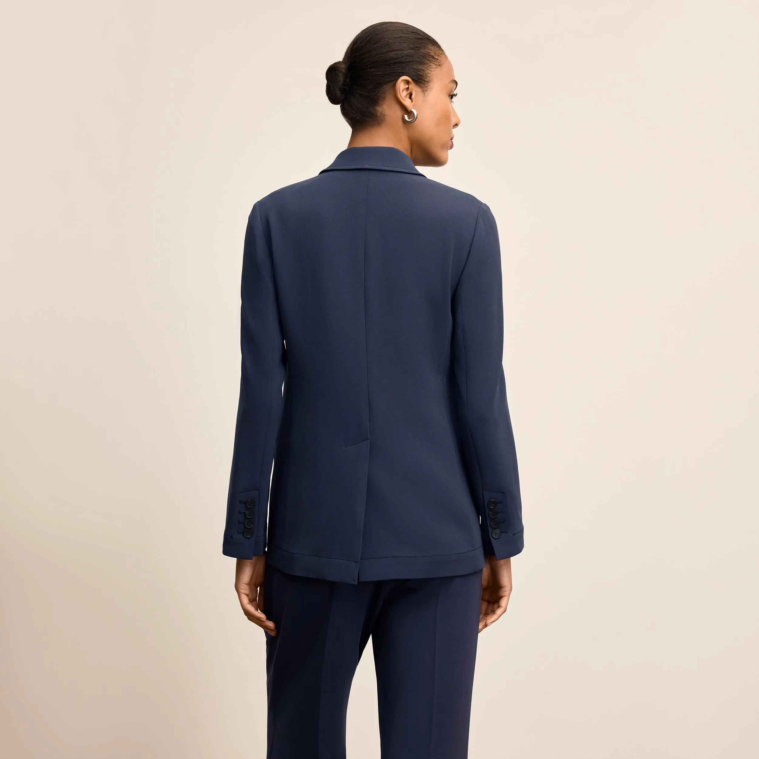 Quick Access Zipper Everyday Comfort Fit O'Hara Boyfriend Blazer - Everyday Crepe with Topstitch :: Oxford