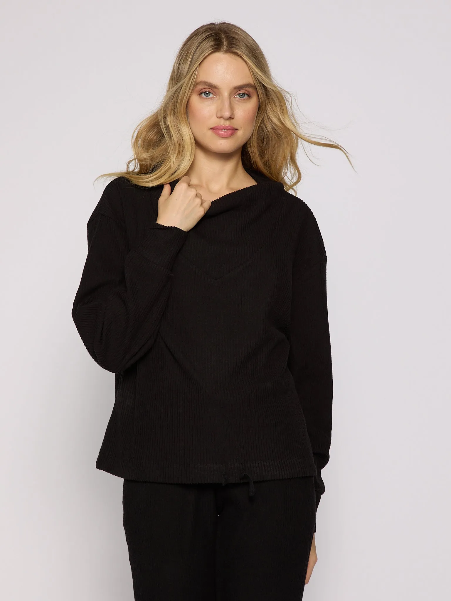 UltraFineMesh Rib Funnel Neck Top in Black