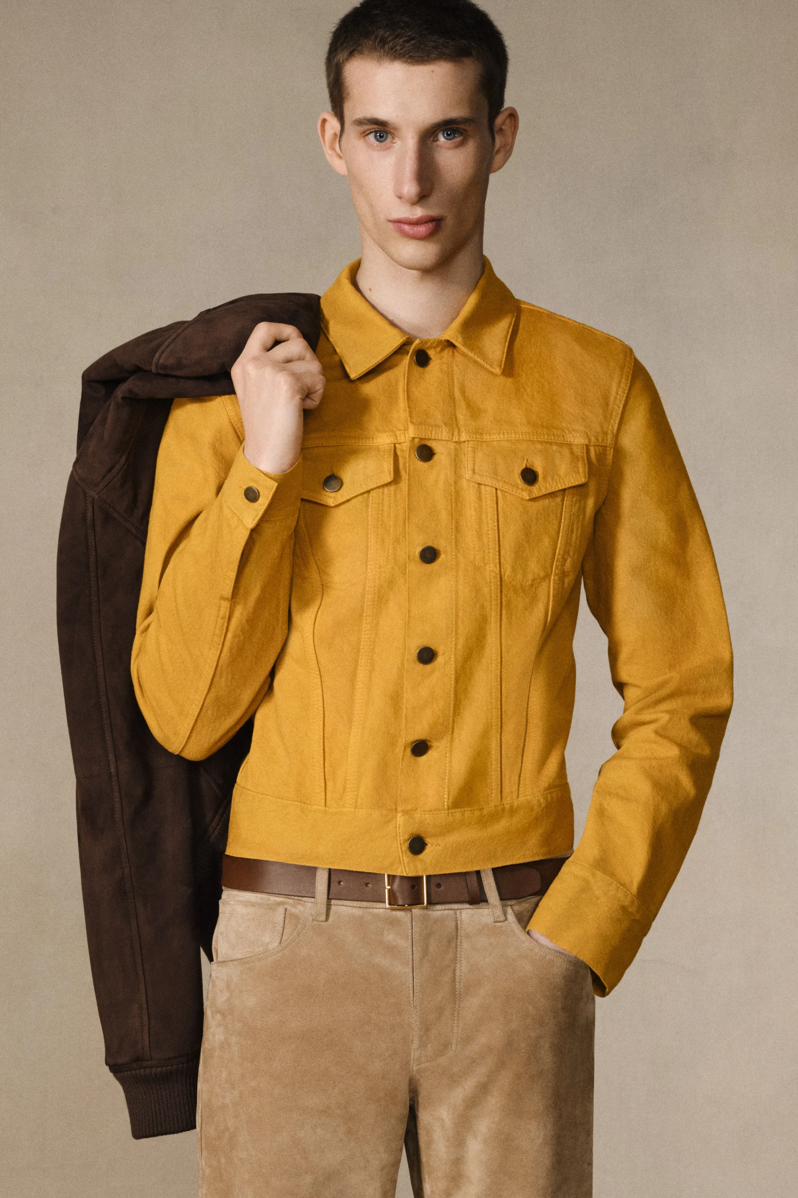 Lightweight Feel Barry Trucker in Golden Birch Recycled Cotton Denim