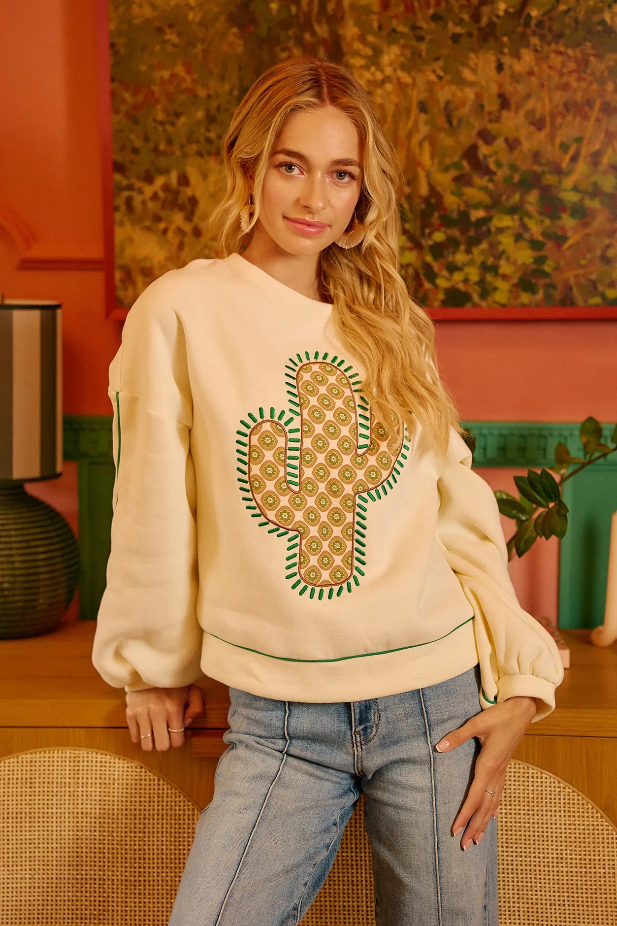 Warm Essentials IT4475K-01 | CACTUS EMBROIDERED FLEECE SWEATSHIRT