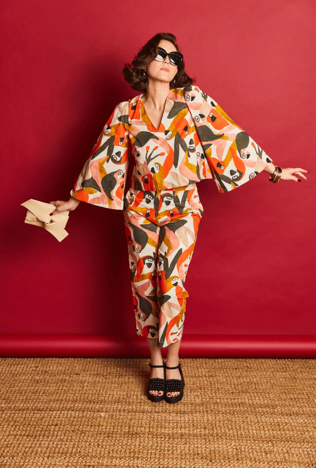 FrictionResistant Trim Bell Sleeve V-Neck Top - Parrot Head